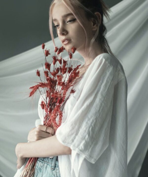 Noir Fashion Editorial – Cinematic AI Photoshoot